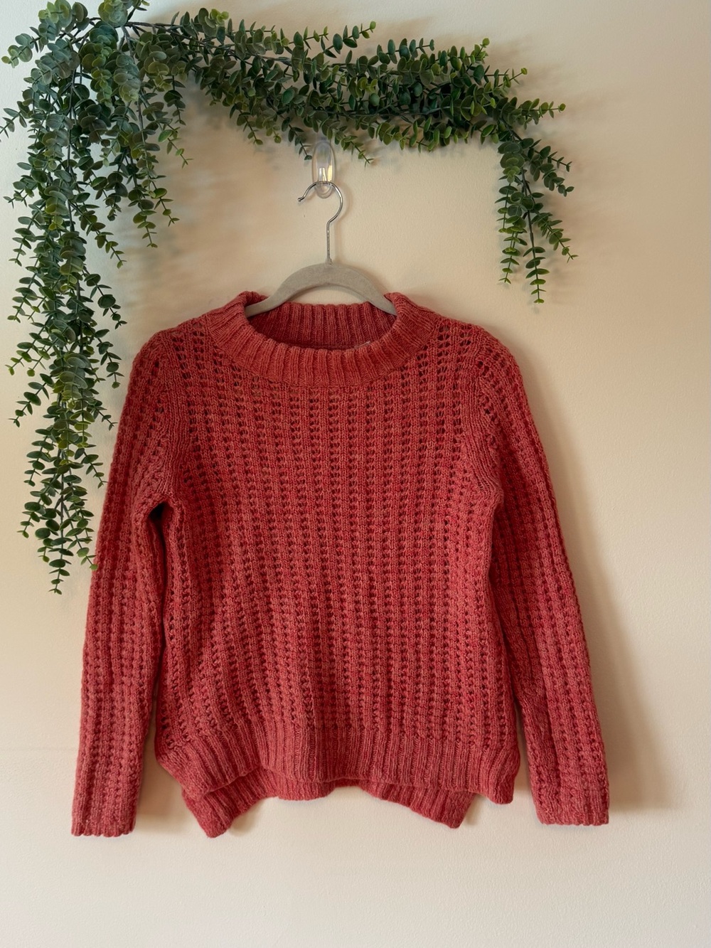 Anthropologie Field Flower Women's Textured Crewneck Sweater in Coral